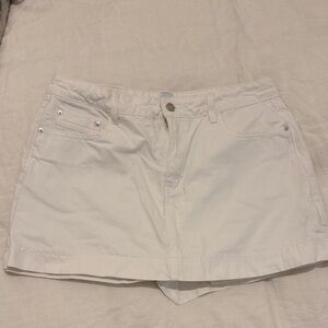 Princess Polly Cream Jean Shorts